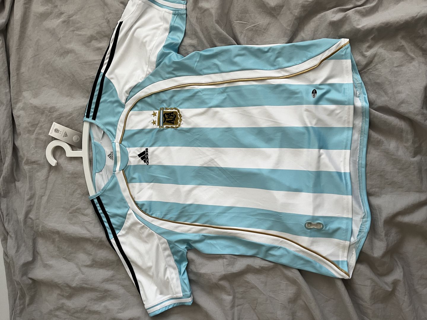 Retro 2006 Argentina Home Soccer Jersey photo review