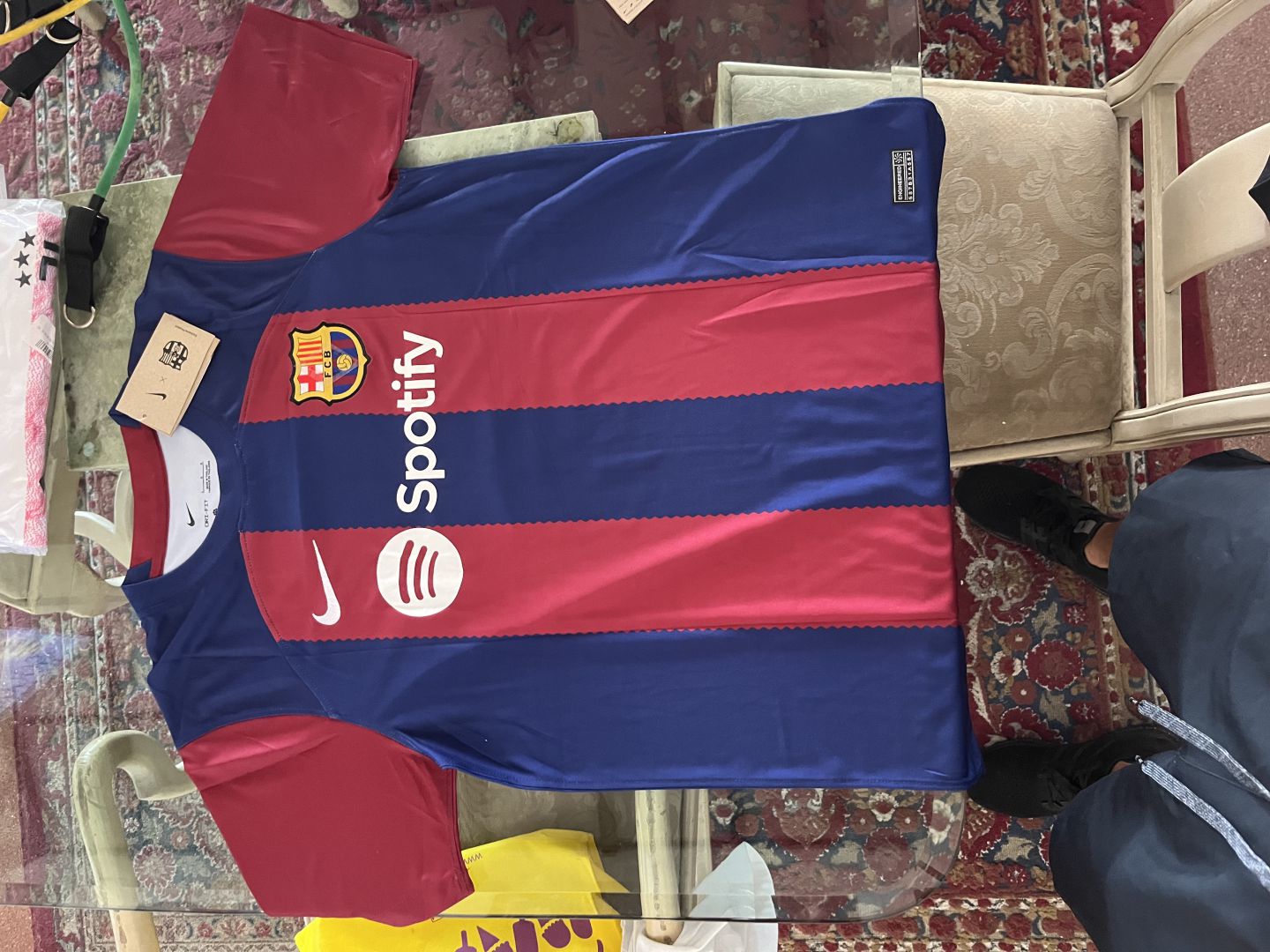 Barcelona Home Soccer Jersey 2023/24 photo review